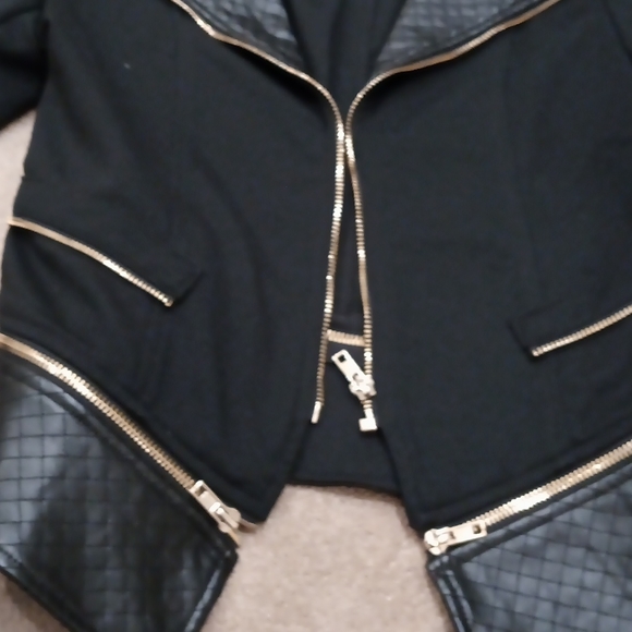 Jacket - Picture 3 of 5